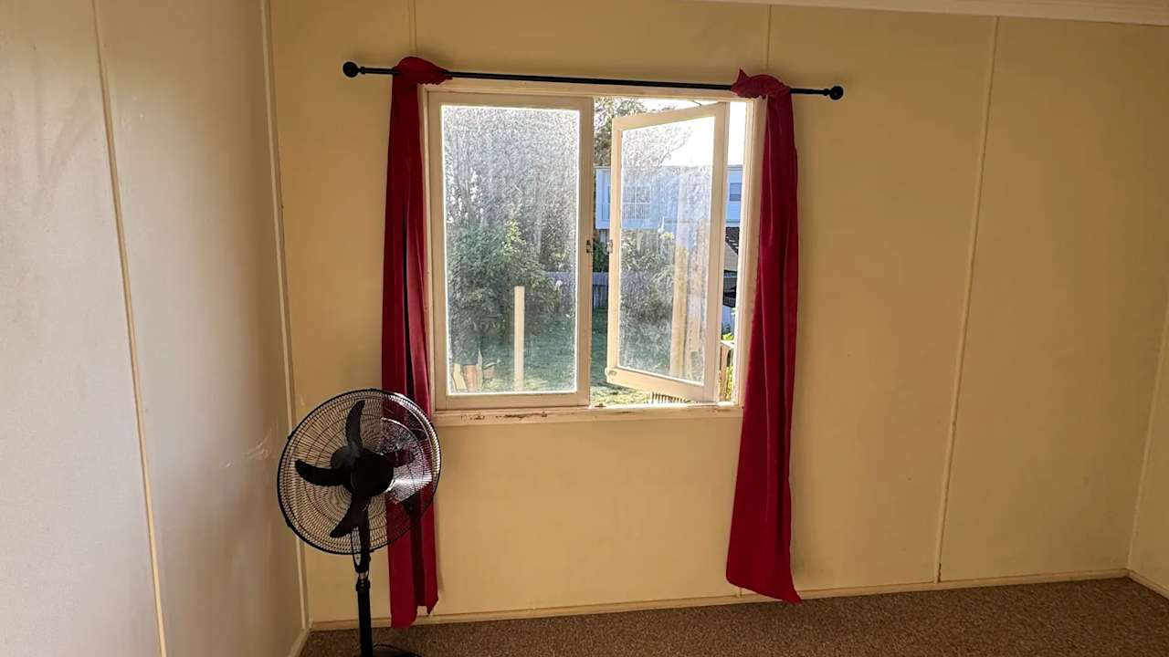 Unfurnished room in a share house