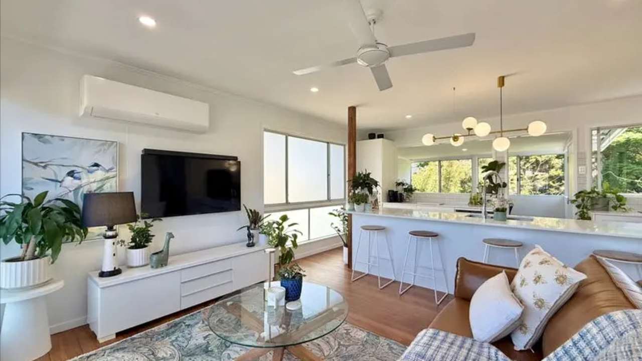 Room in a share house