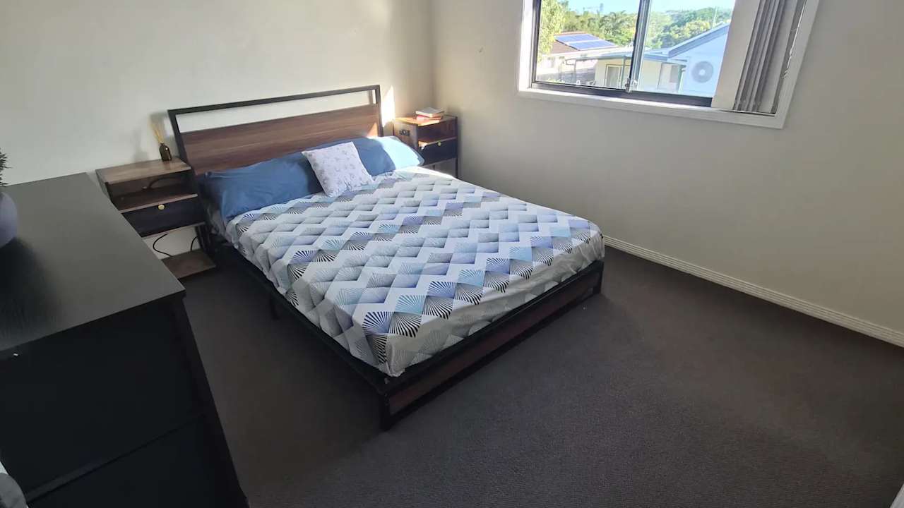 Furnished room in a share house