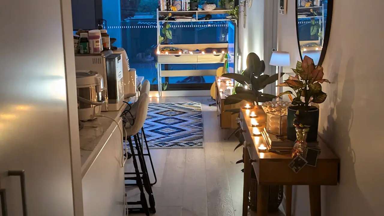 Furnished room with own bathroom