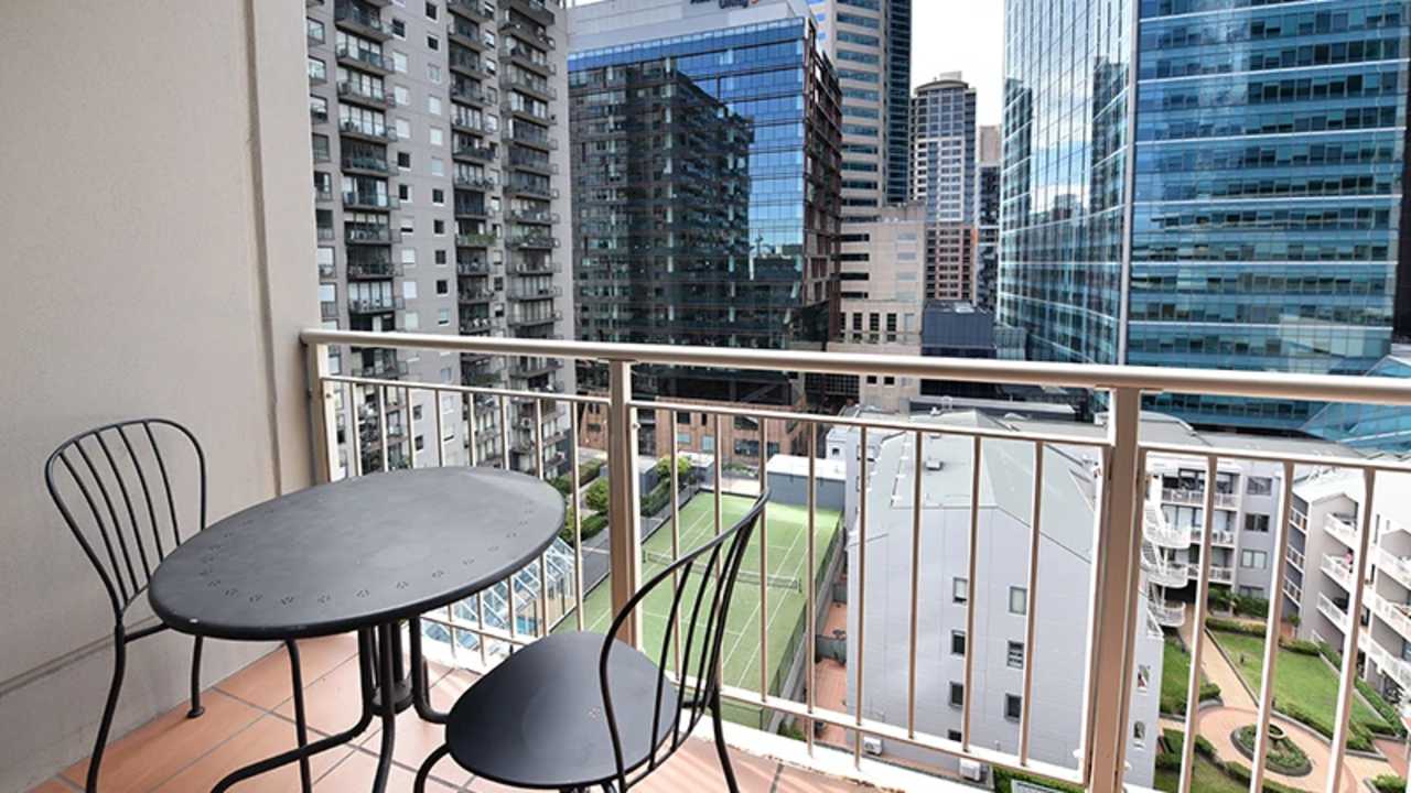 Whole property with 3 rooms for rent