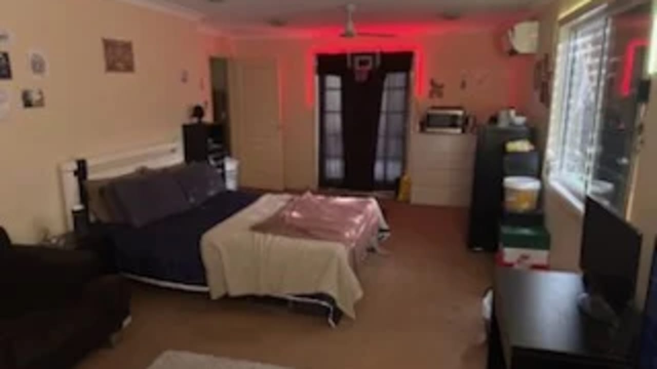 Unfurnished room with own bathroom