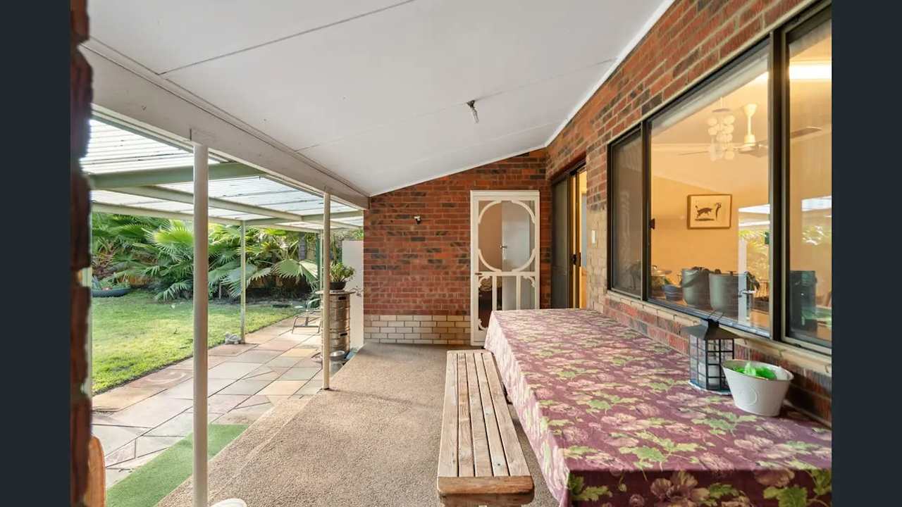 Whole property with 4 rooms for rent