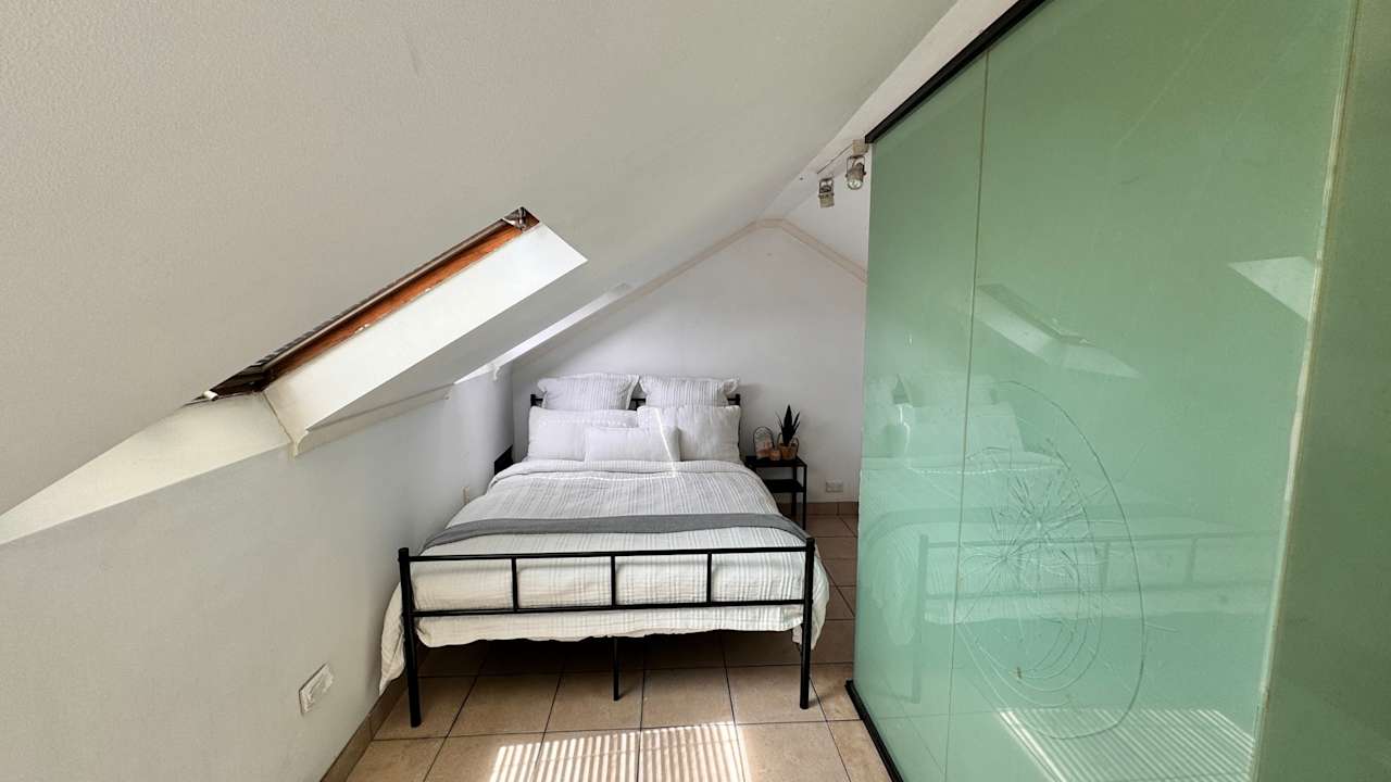 Furnished room studio flat for rent