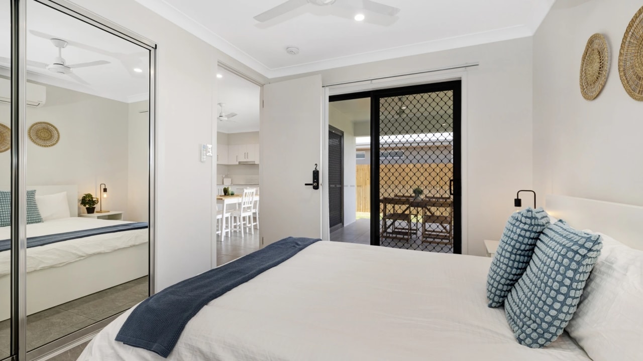 Furnished room with own bathroom