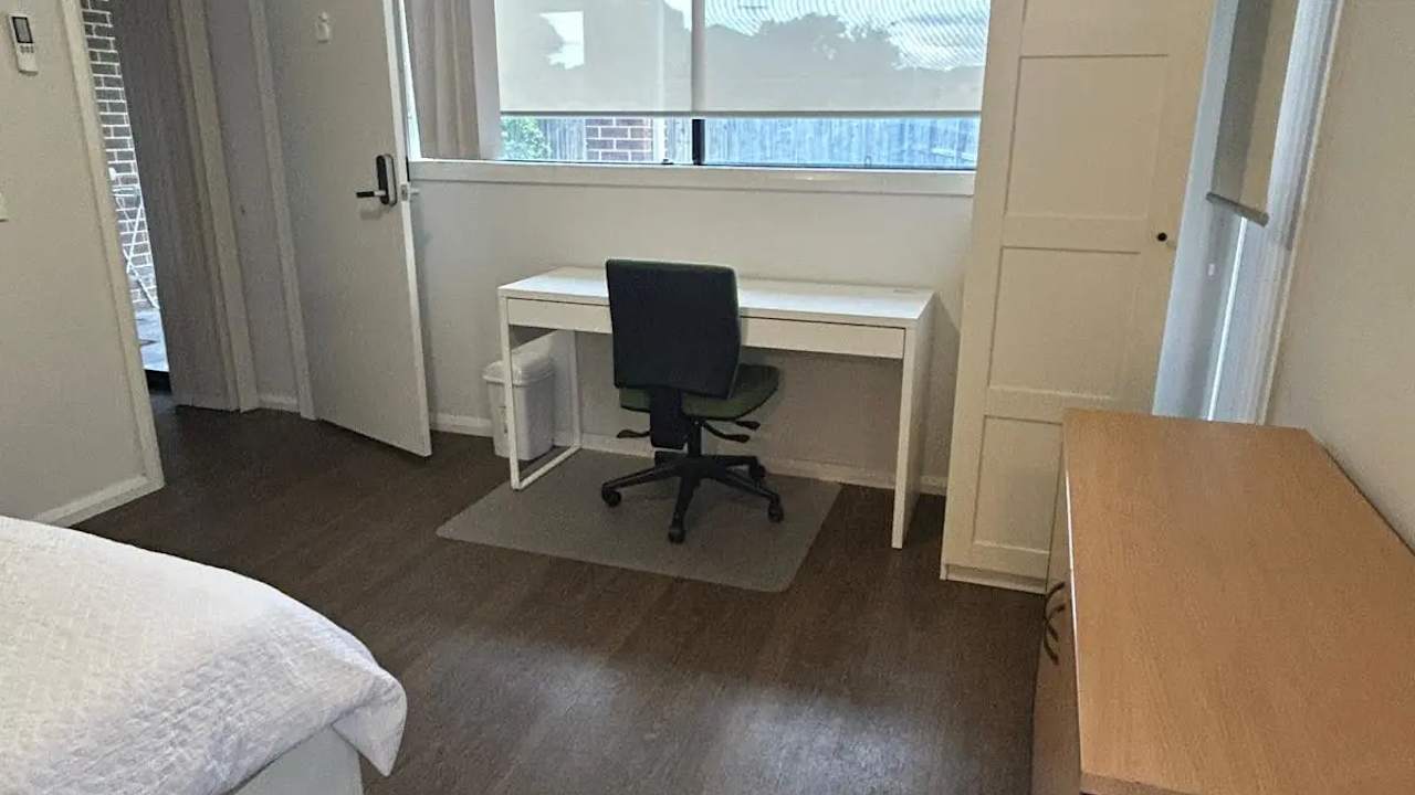 Furnished room in a share house