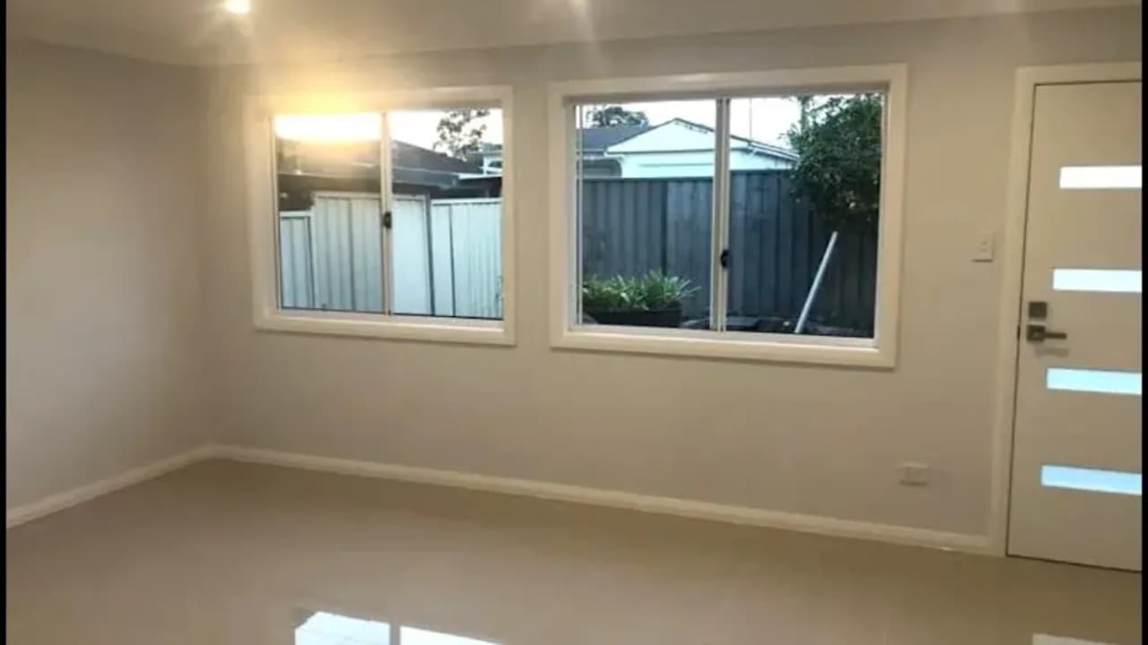 Room in a share house