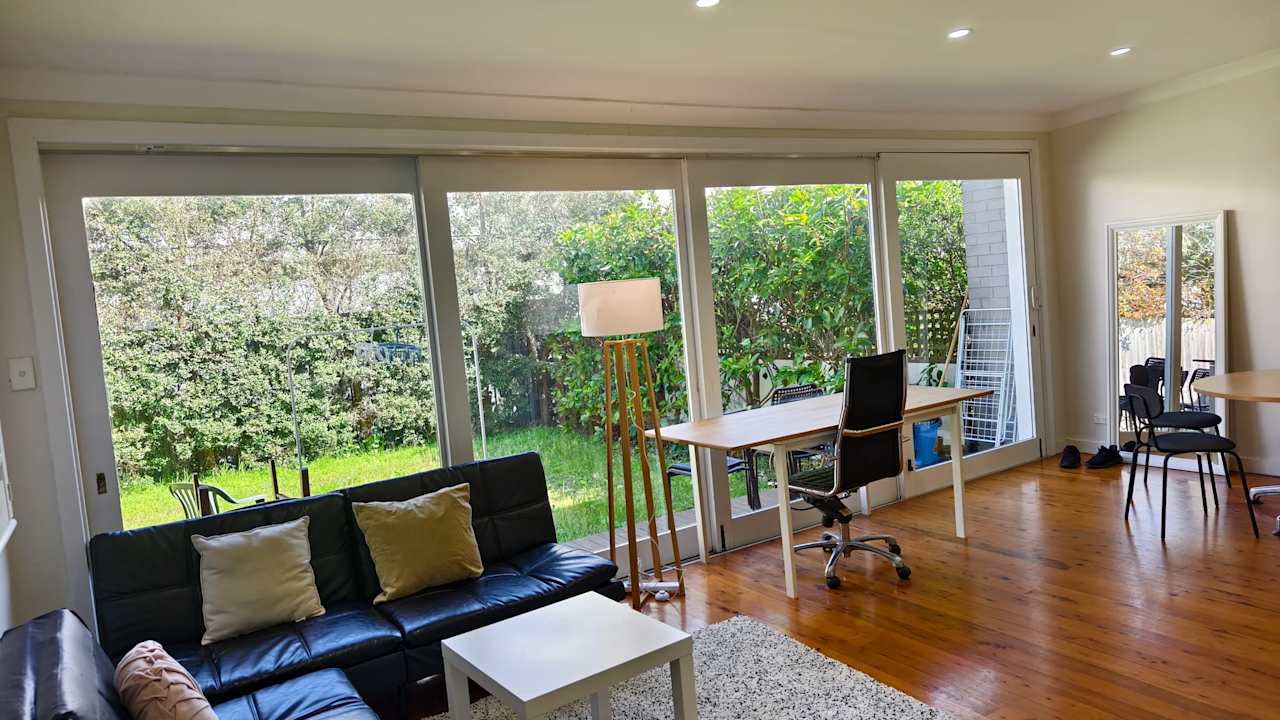 Furnished room in a share house