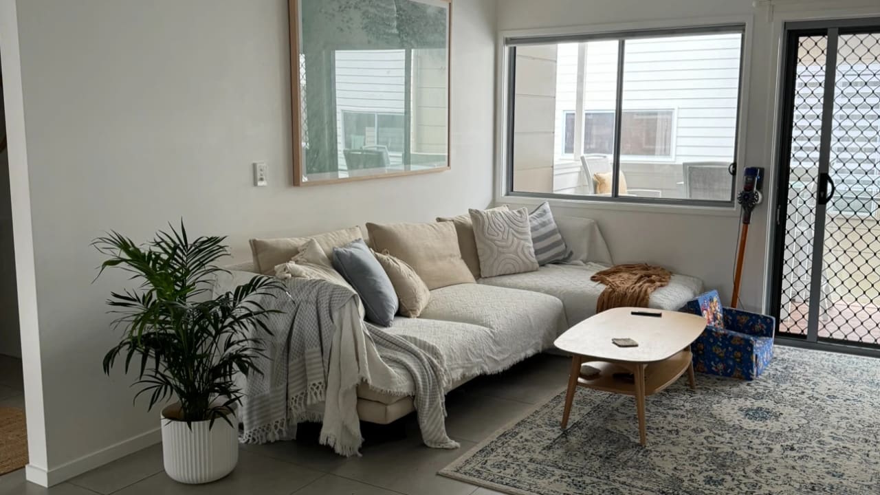 Furnished room with own bathroom