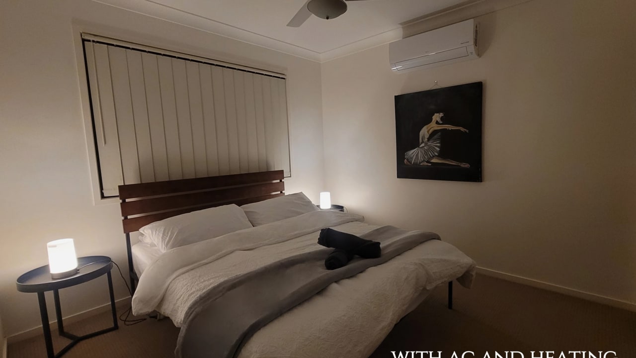 Room in a share house