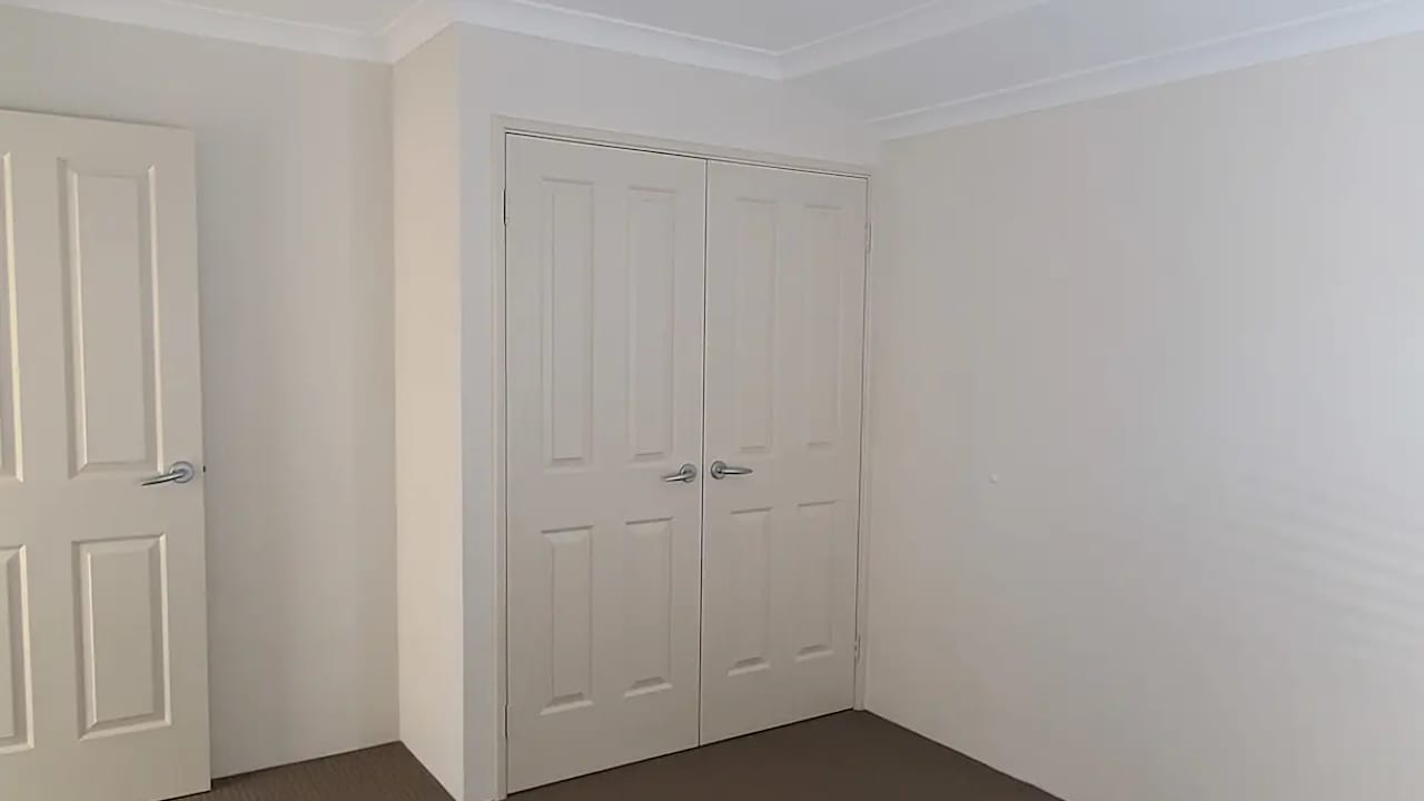 Unfurnished room with own bathroom