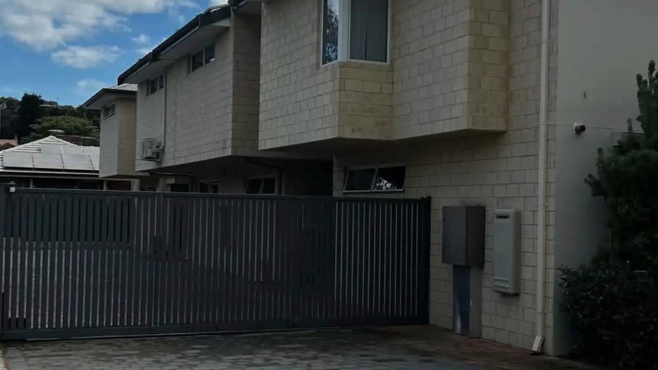 Unfurnished room in a share house