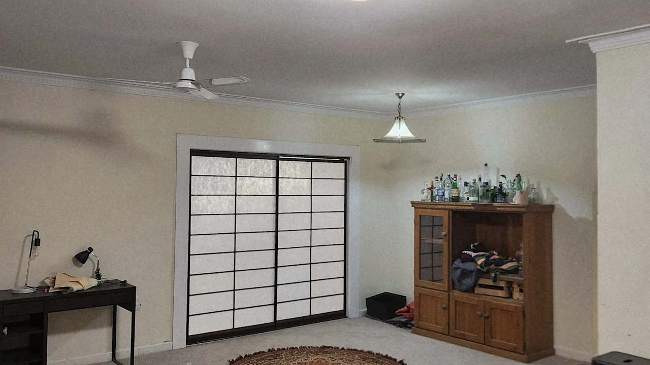 Unfurnished room in a share house