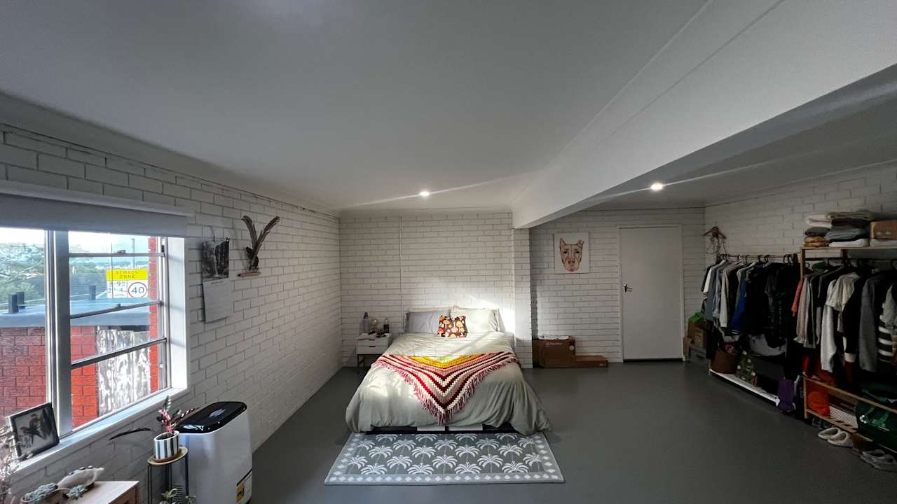 Unfurnished room with own bathroom