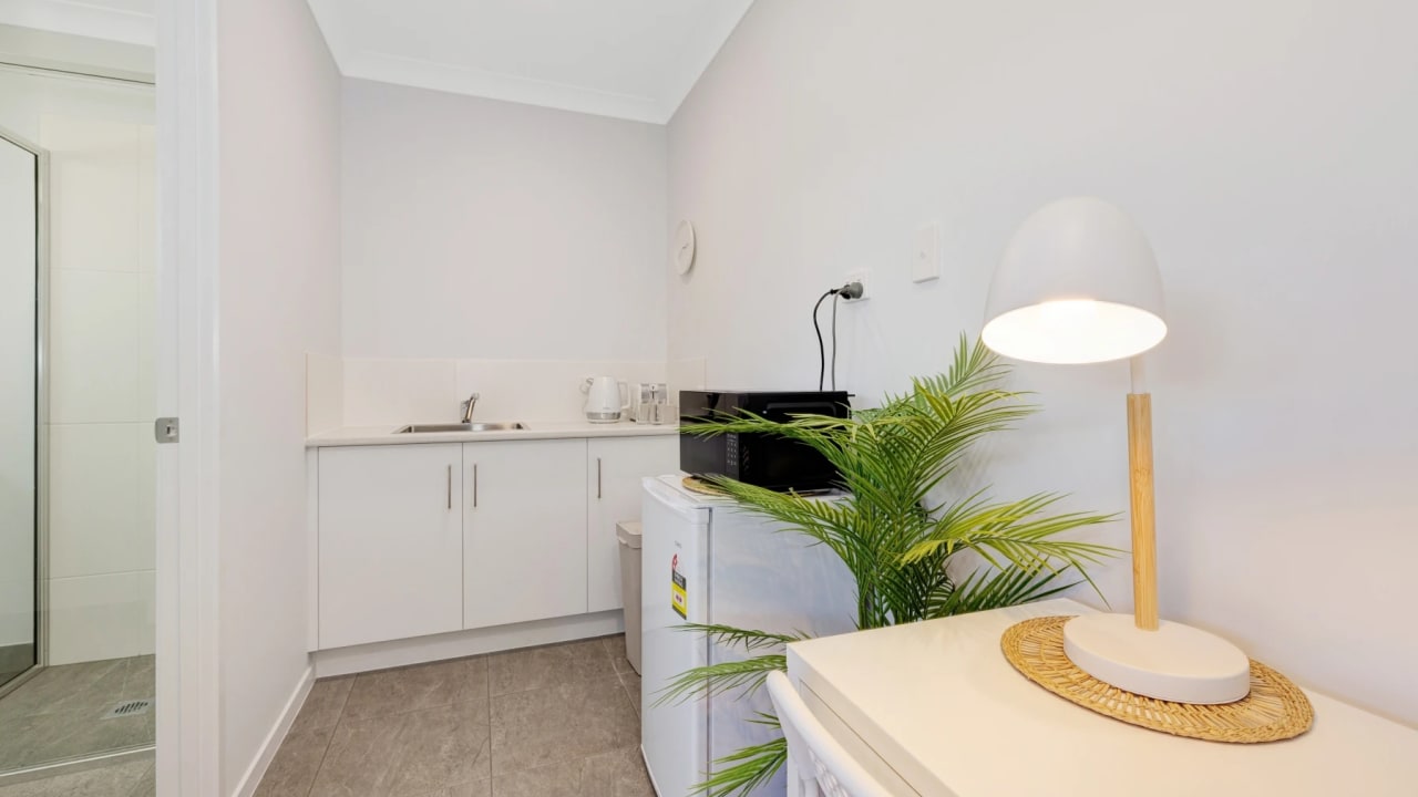 Furnished room with own bathroom