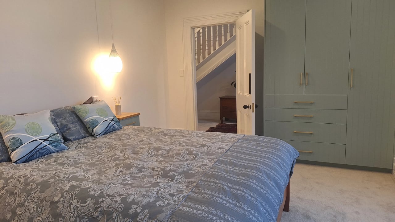 Furnished room with own bathroom