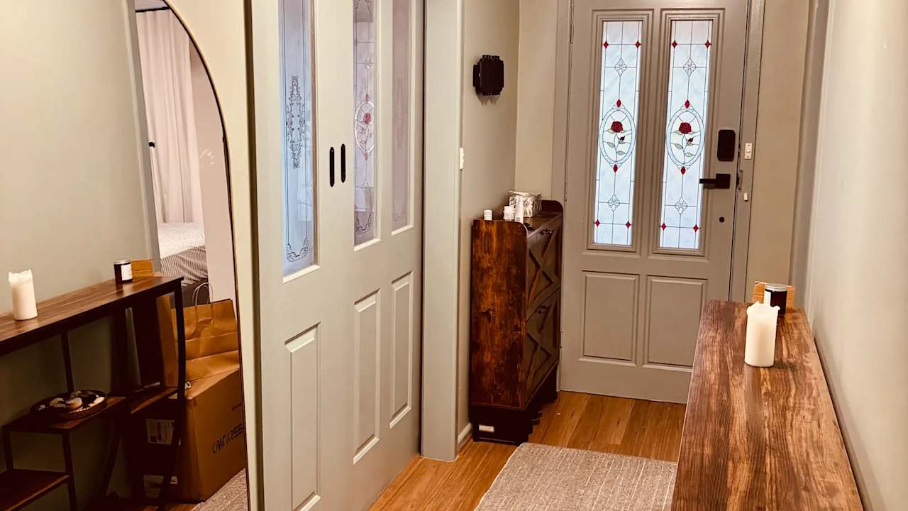 Furnished room with own bathroom