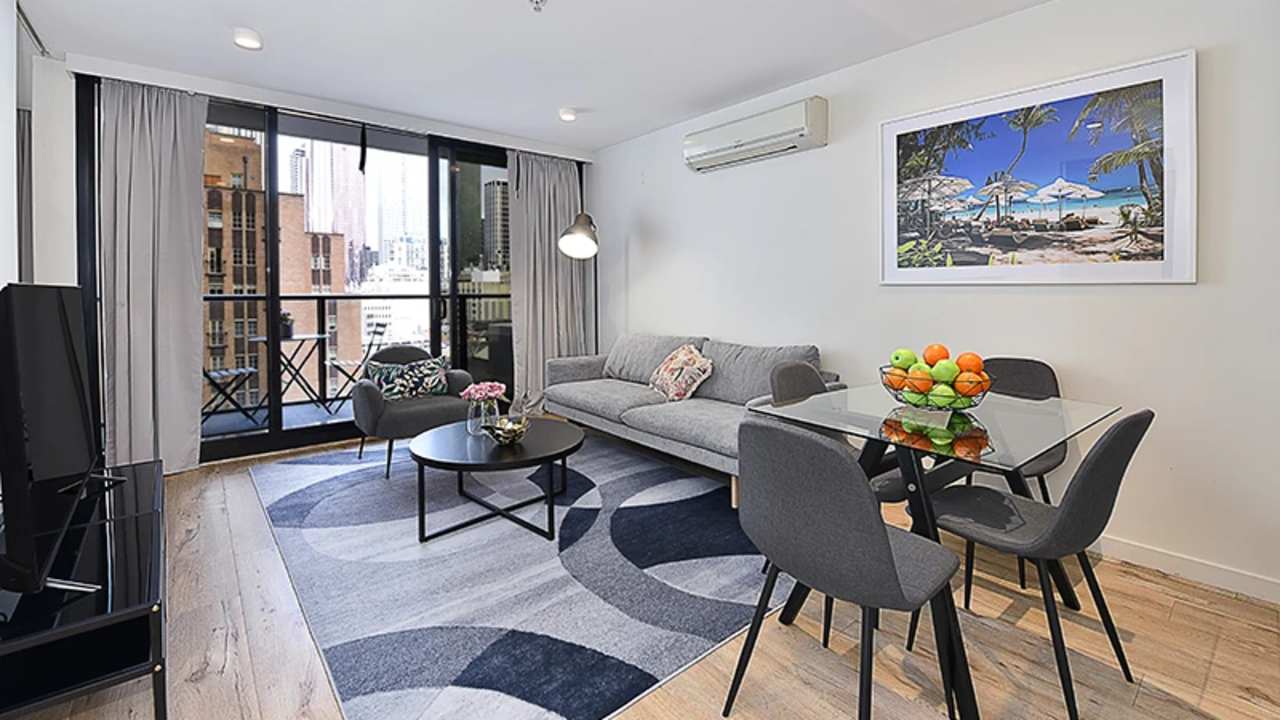 Whole property with 2 rooms for rent