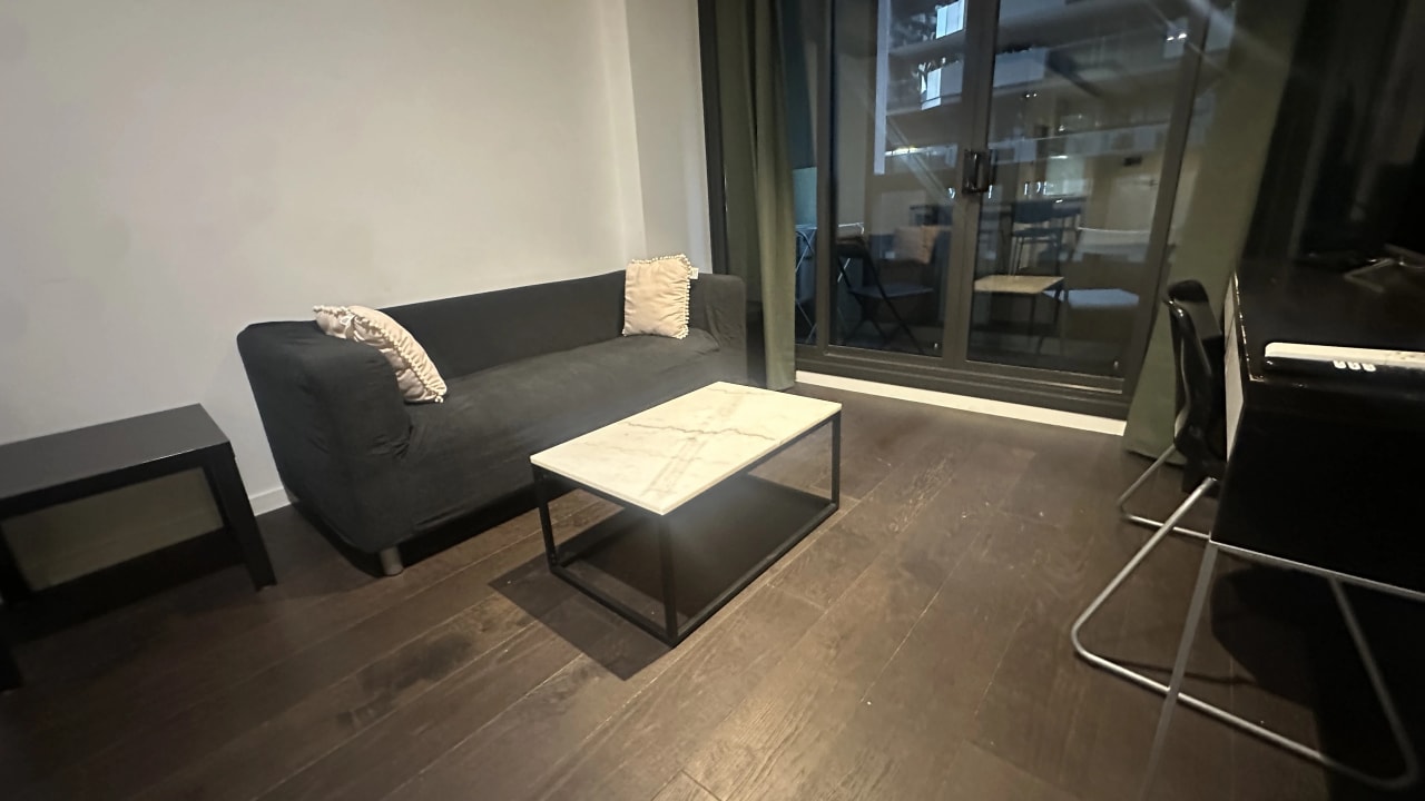 Whole property with 2 rooms for rent