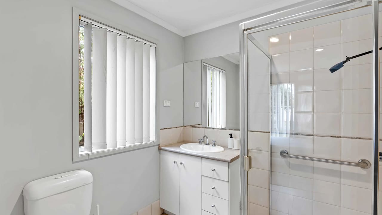 Furnished room with ensuite in a share house