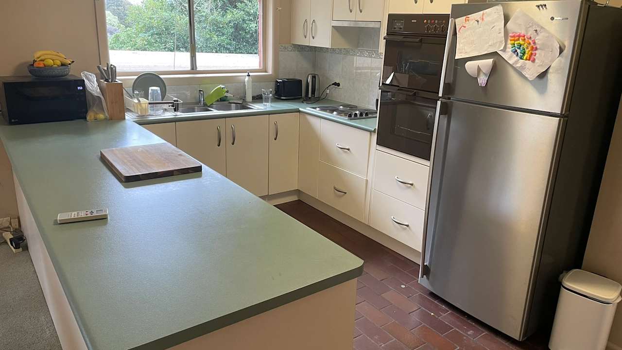 Unfurnished room in a share house