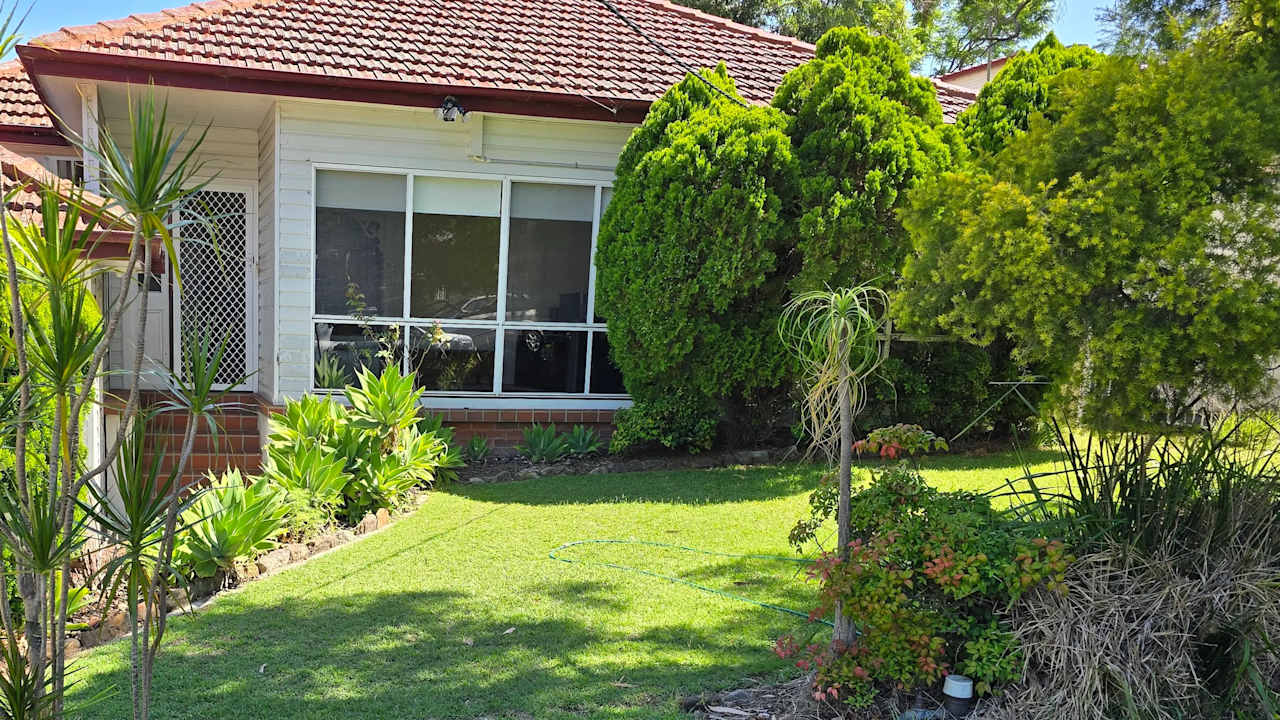 Unfurnished room in a share house