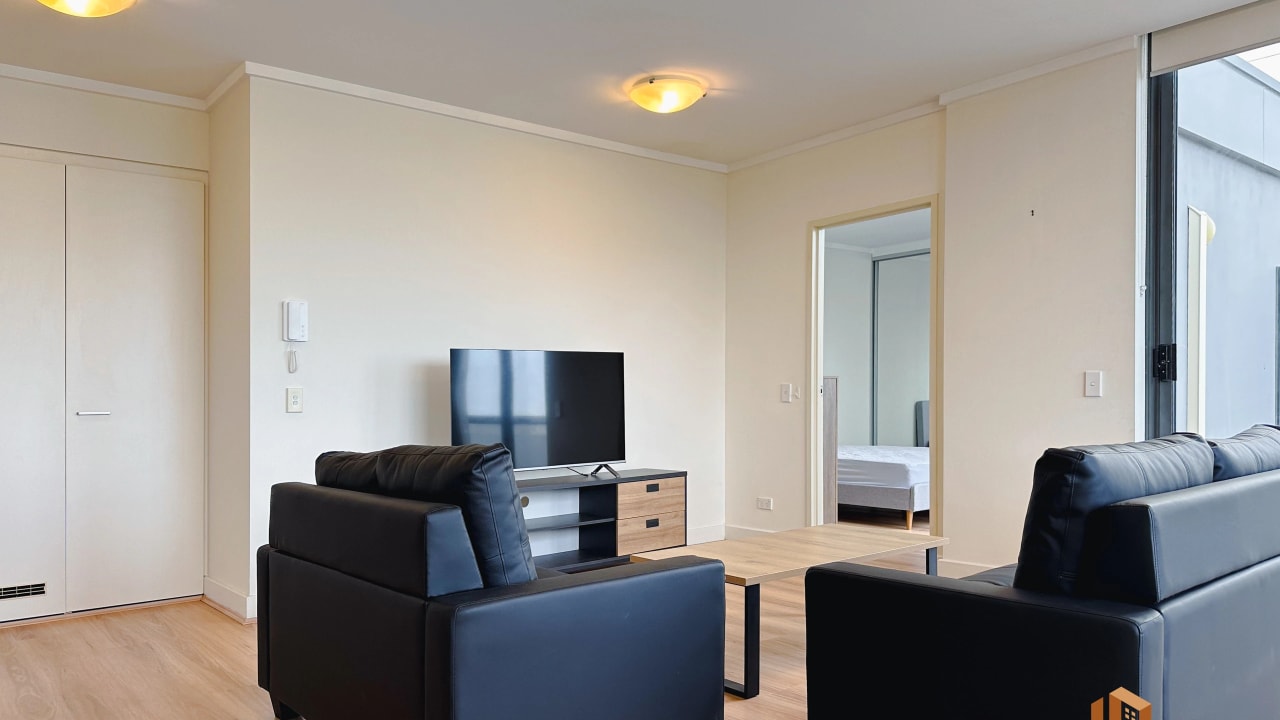 Furnished room with own bathroom