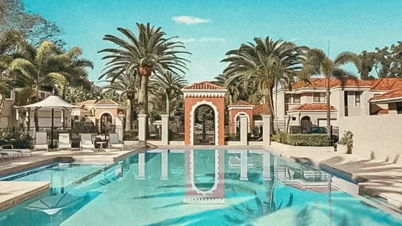 Furnished room in a share house