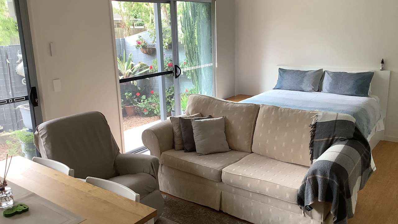 Furnished room with ensuite in a share house