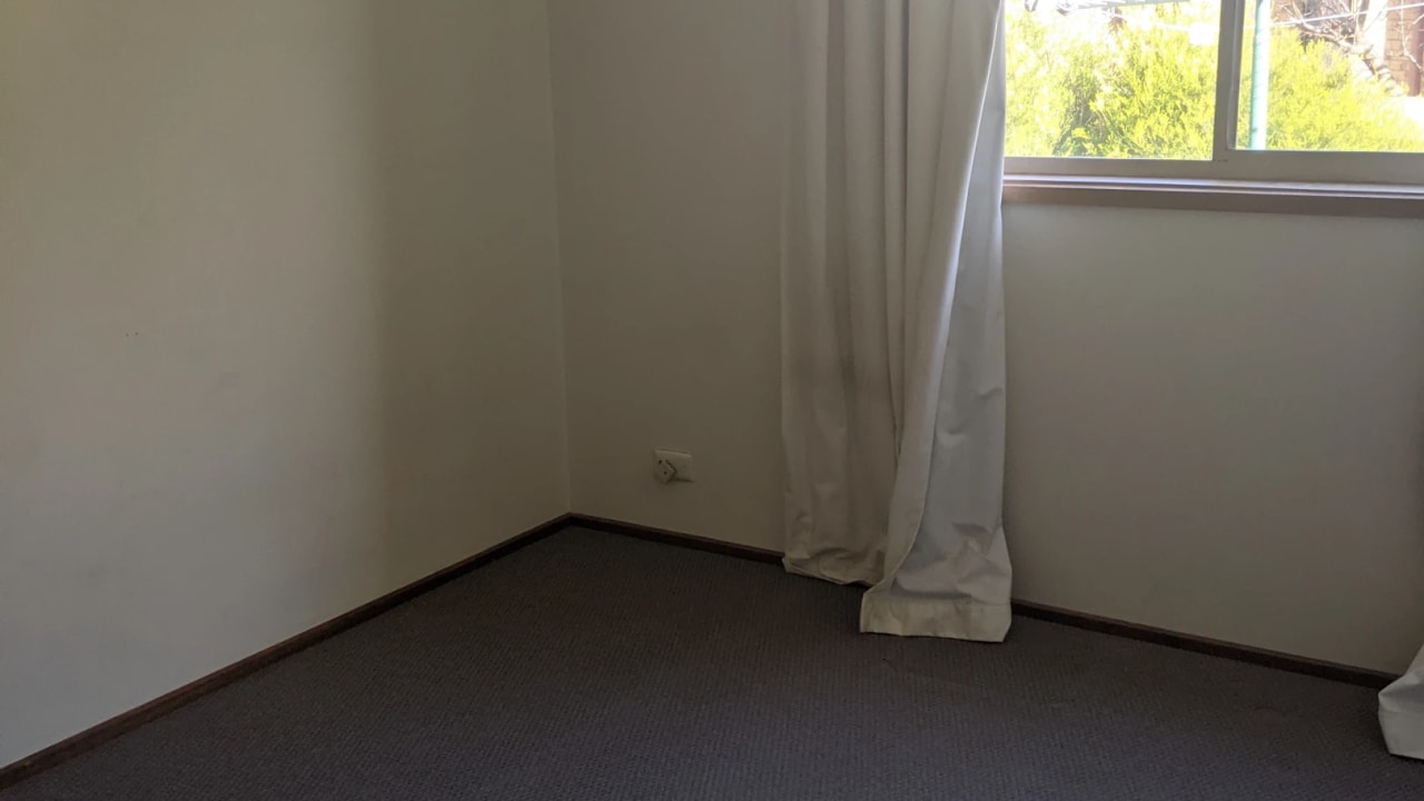 Unfurnished room in a share house