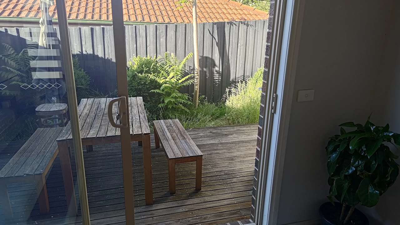 Room in a share house