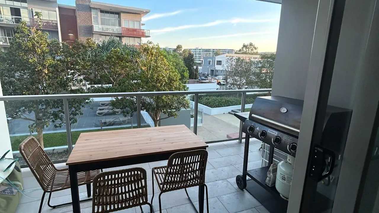 Whole property with 2 rooms for rent