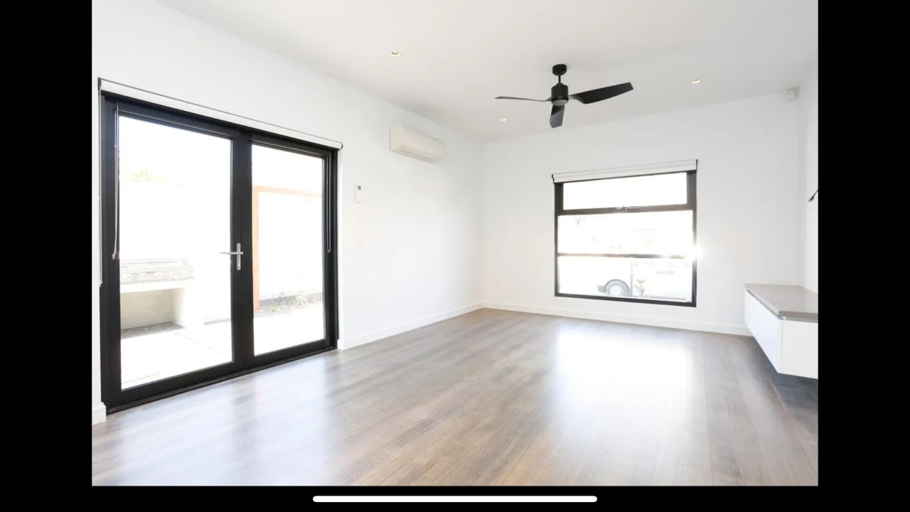 Furnished room with own bathroom