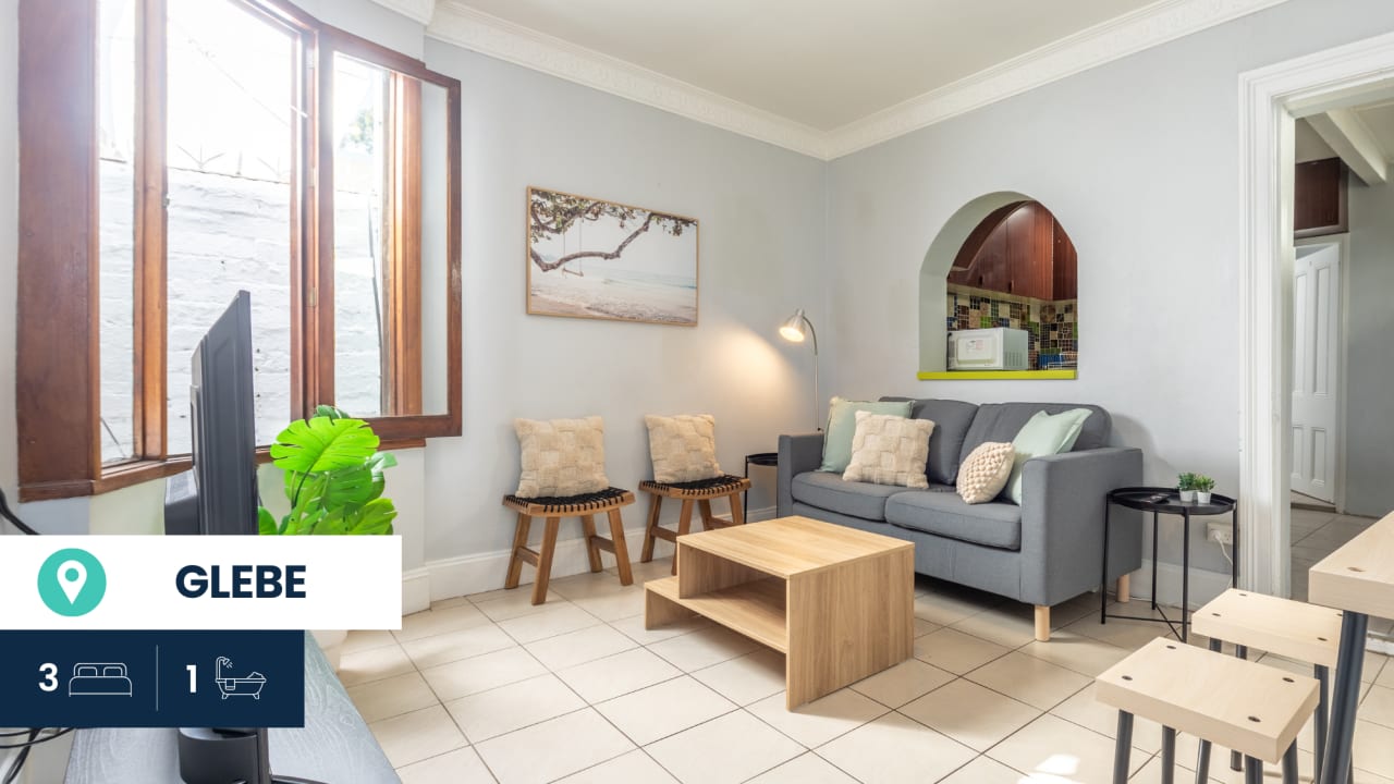 Furnished room in a share house