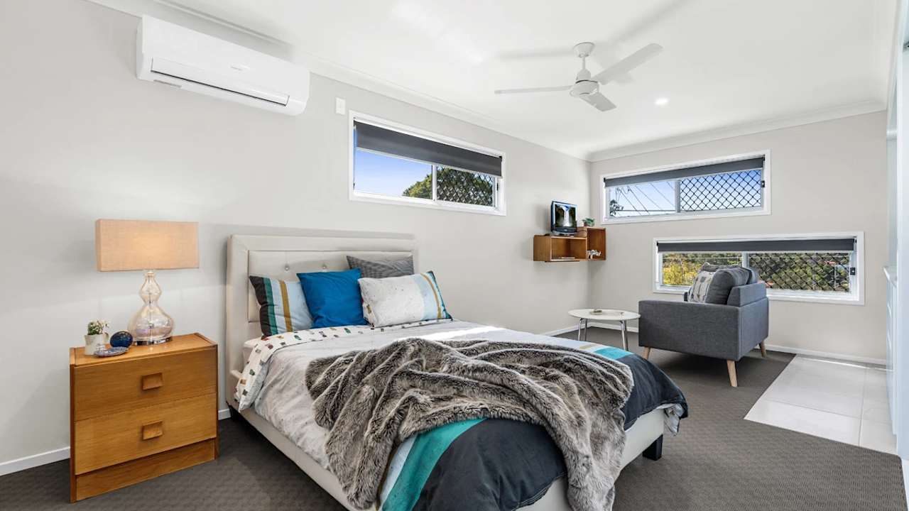 Furnished room studio flat for rent