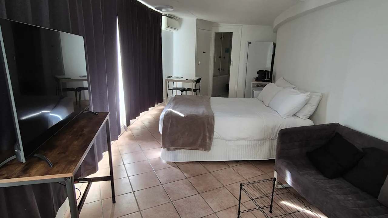 Furnished room with ensuite in a share house