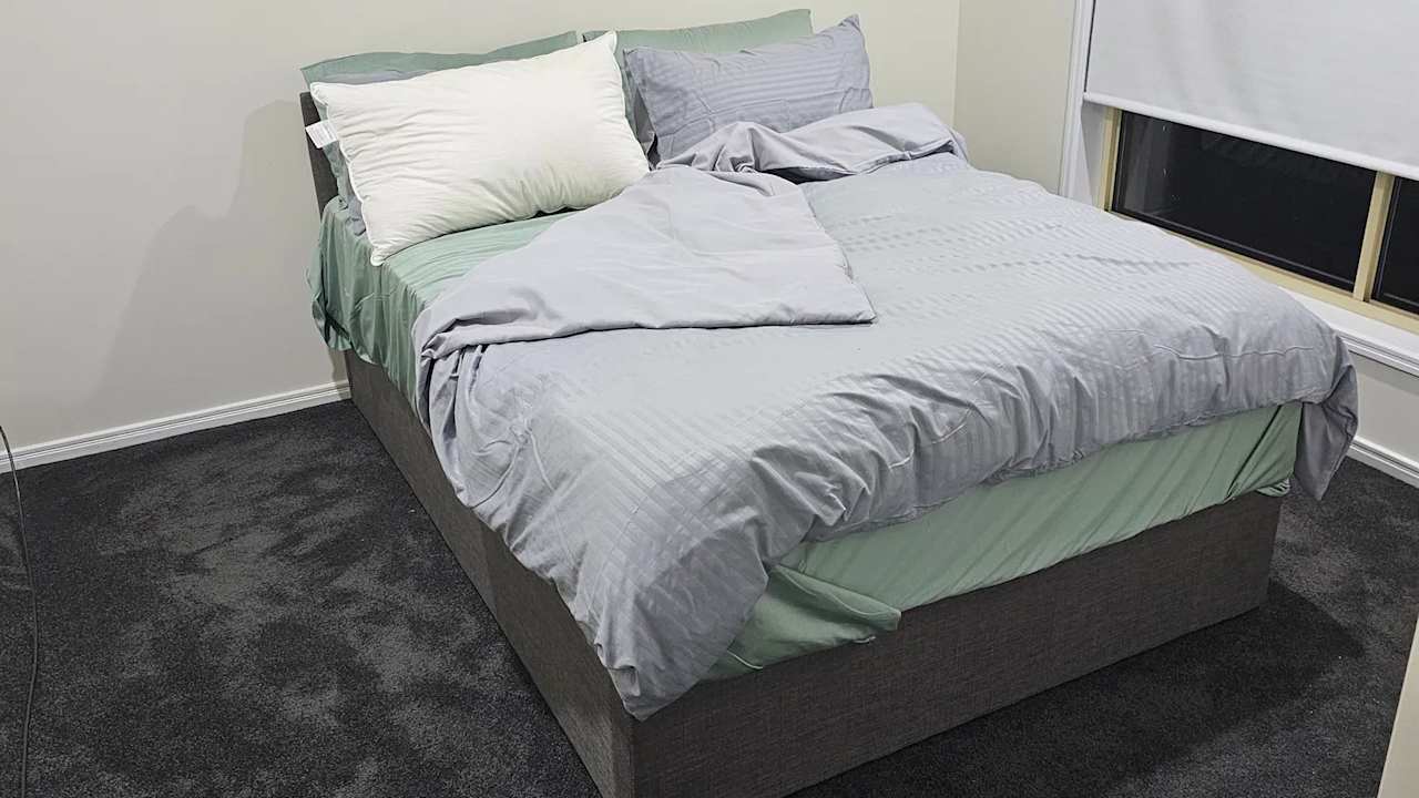 Furnished room with own bathroom
