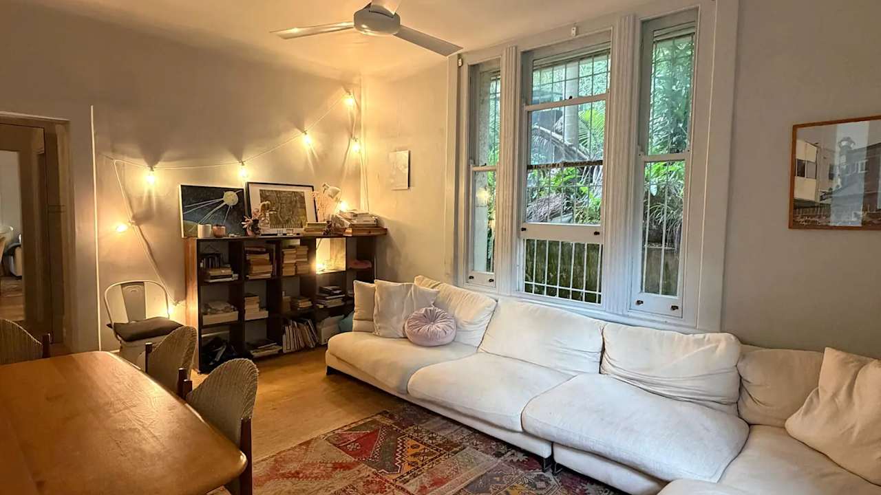 Furnished room in a flatshare