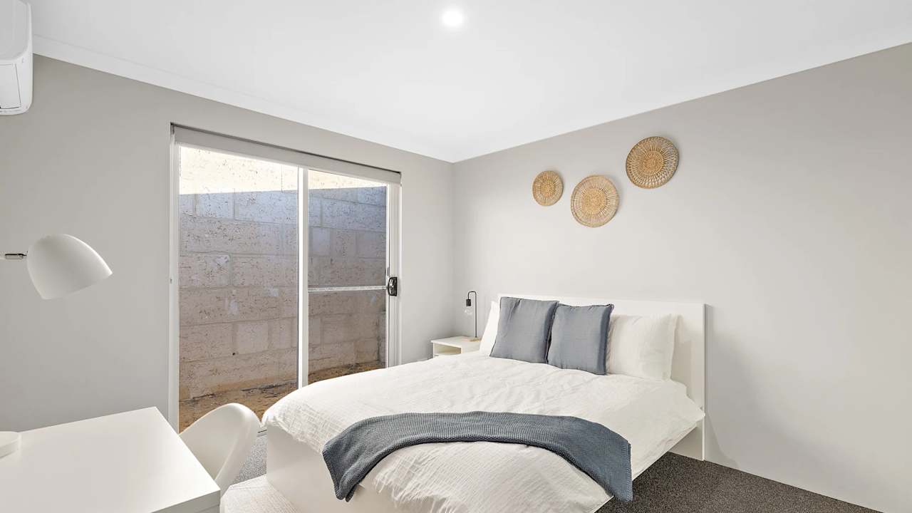 Furnished room with own bathroom