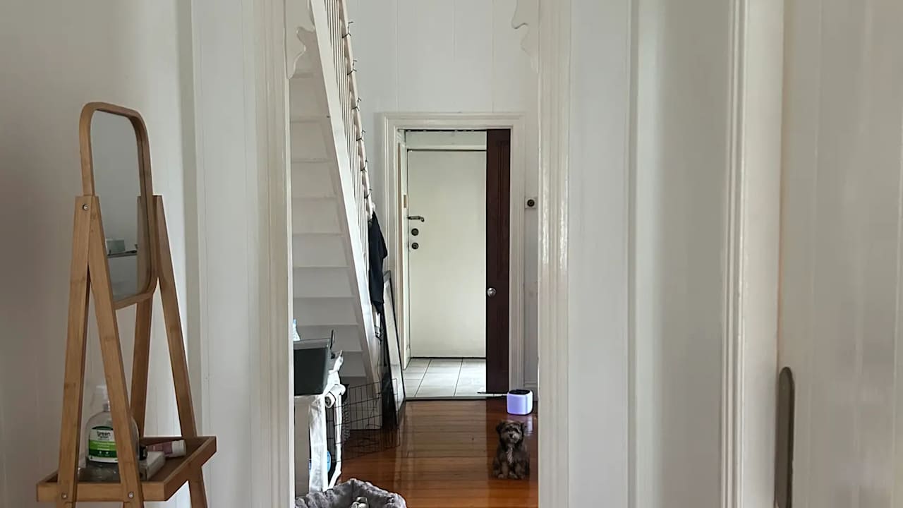 Room in a share house