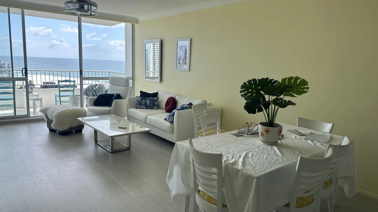 Furnished room with own bathroom