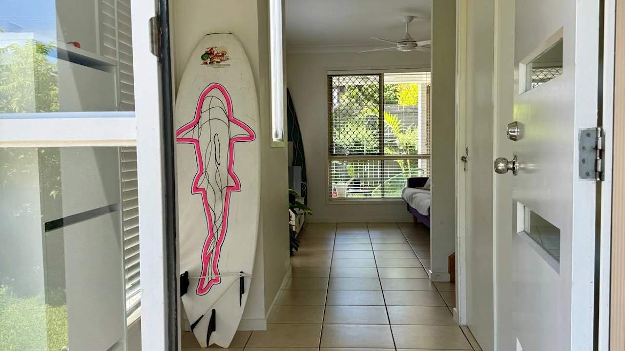 Furnished room in a share house