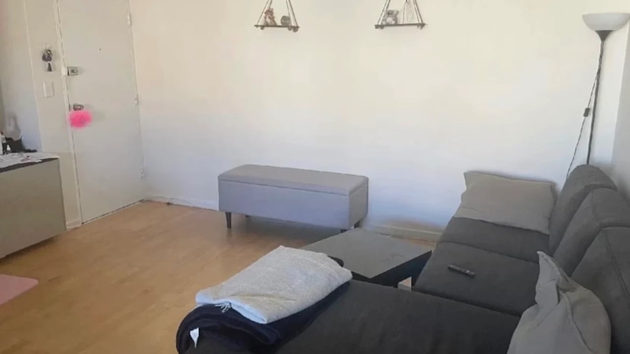 Furnished room in a flatshare