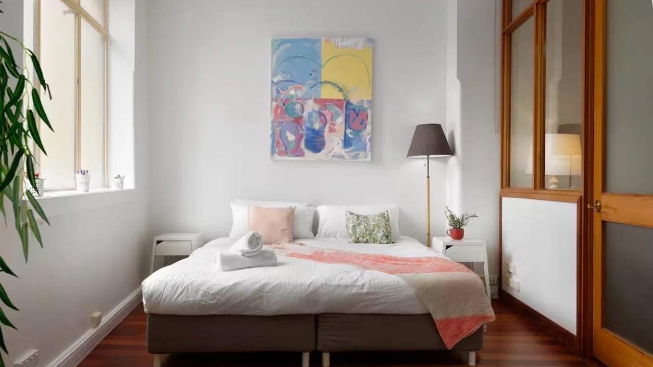 Furnished room in a flatshare