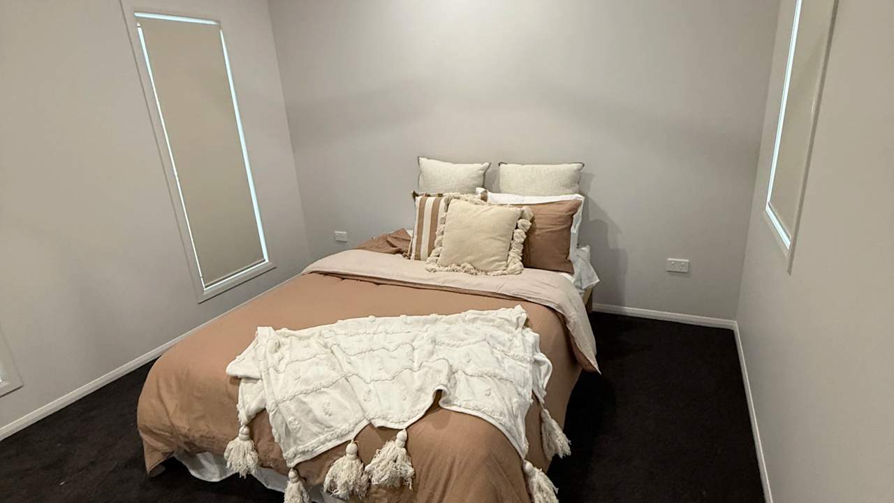 Room in a share house