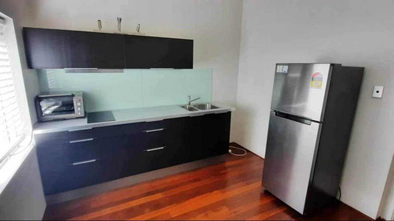 Room granny flat for rent