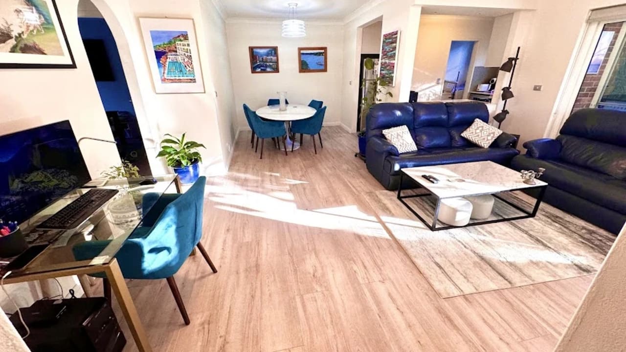 Whole property with 2 rooms for rent