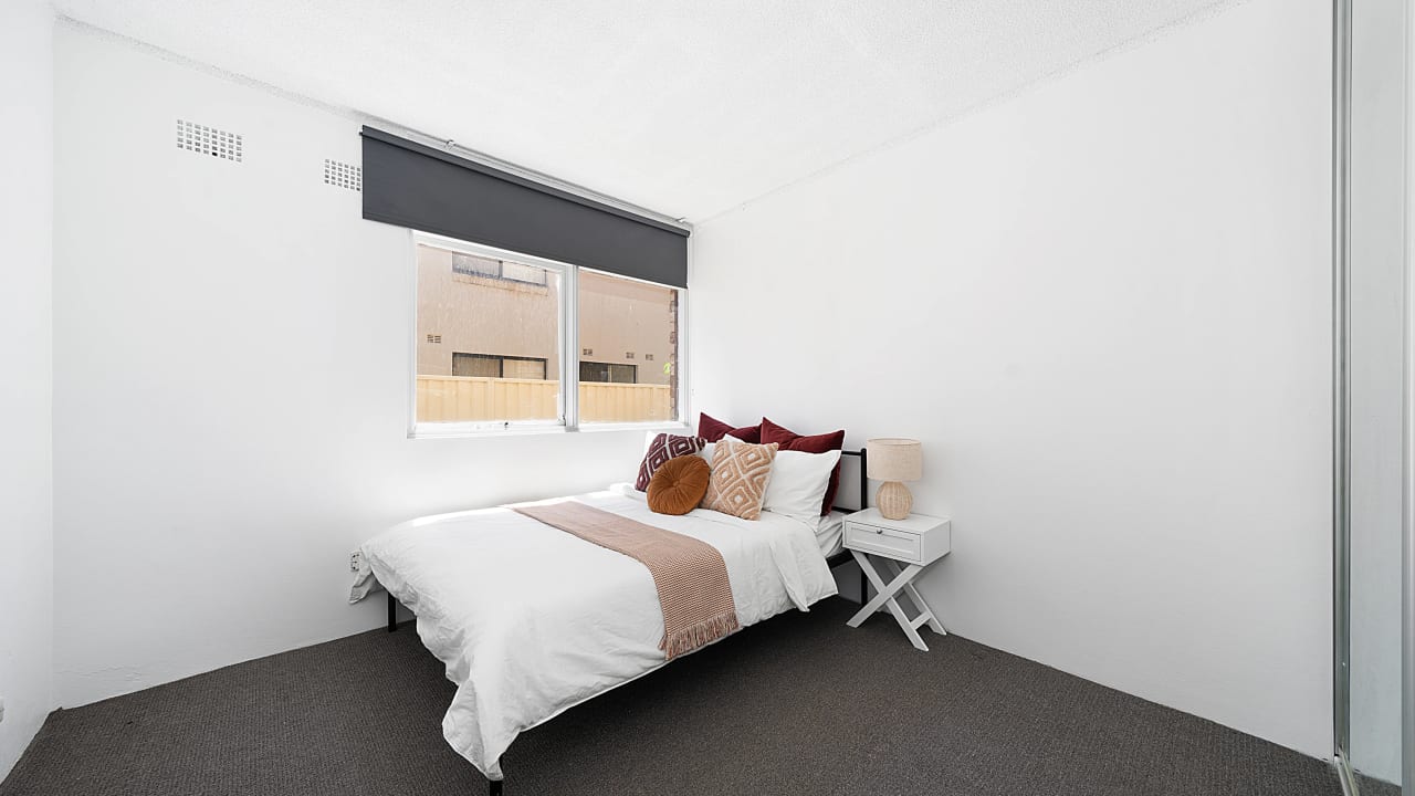 Whole property with 2 rooms for rent