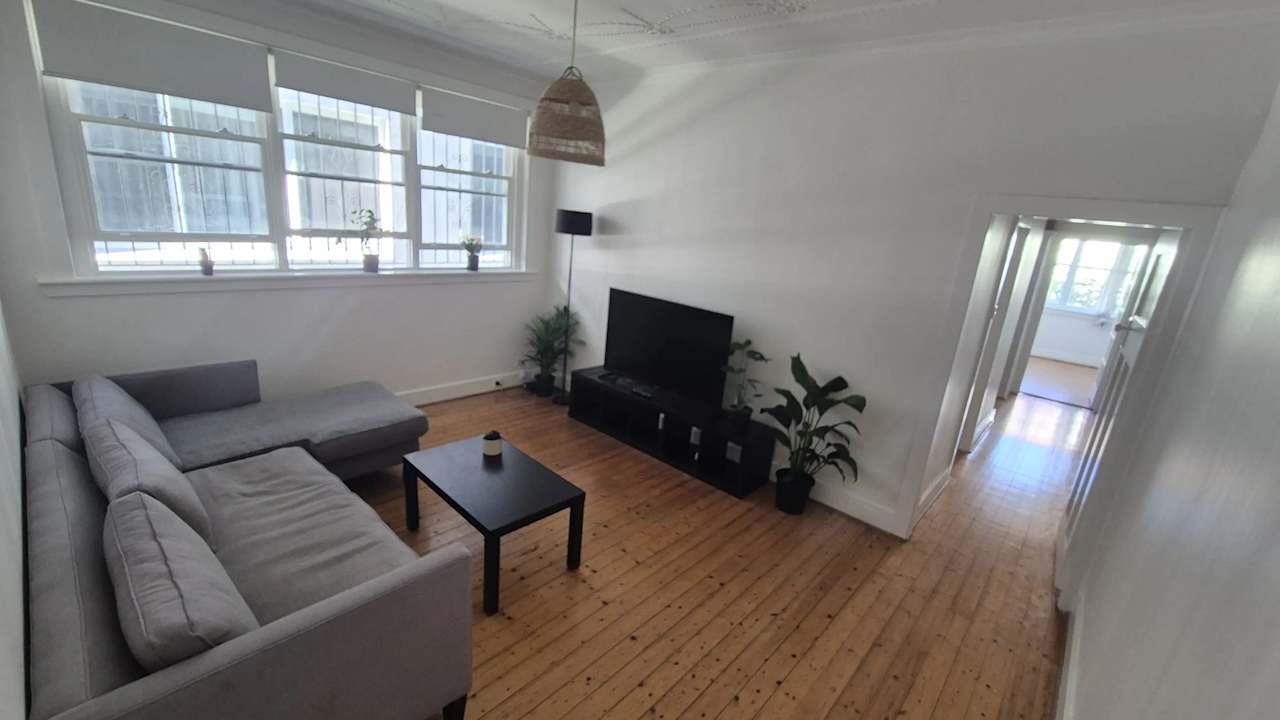 Whole property with 2 rooms for rent