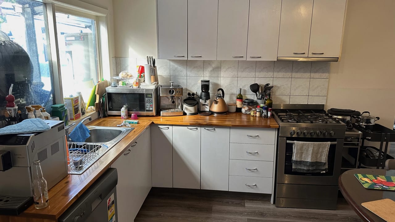 Furnished room in a share house